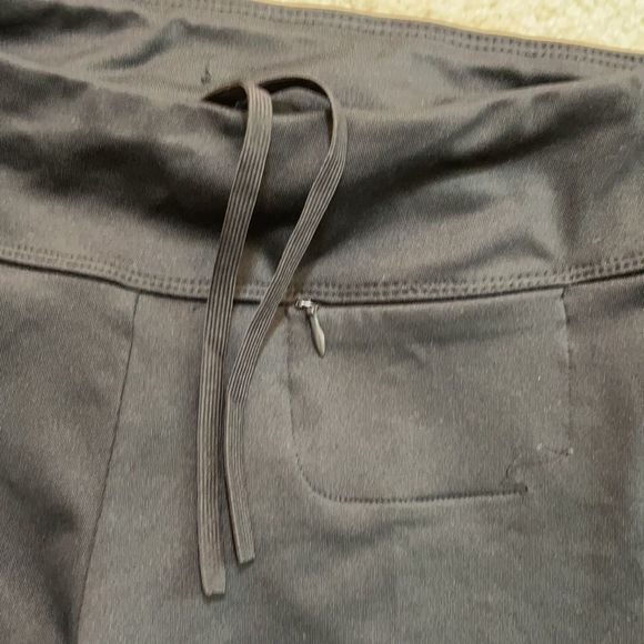 Champion black cropped drawstring leggings small - Picture 6 of 14